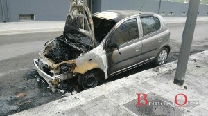 incendio yaris brindisi